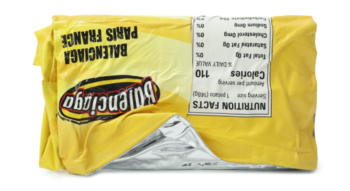 Salt: главное здесь, остальное по вкусу - Мятая пачка чипсов за 280 тысяч рублей. Новый клатч от Balenciaga
