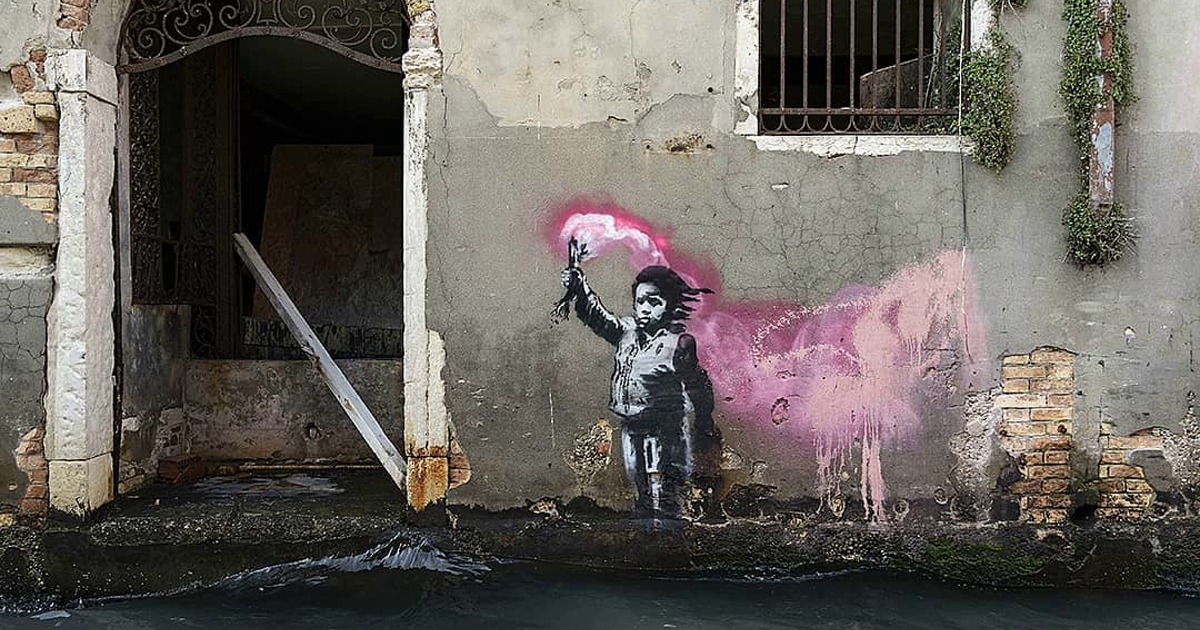 Salt: главное здесь, остальное по вкусу - В Венеции ушло под воду граффити Бэнкси с ребенком-беженцем в спасательном жилете