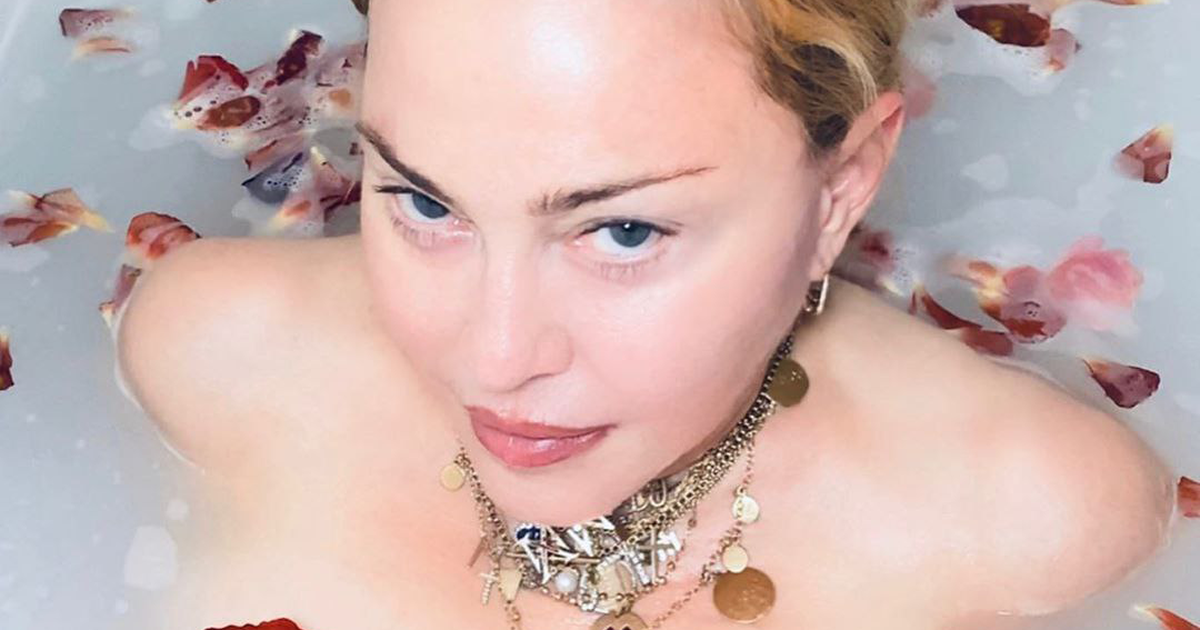 Salt: главное здесь, остальное по вкусу - Фанаты осудили Мадонну за видео о коронавирусе — она сняла его из ванны с лепестками