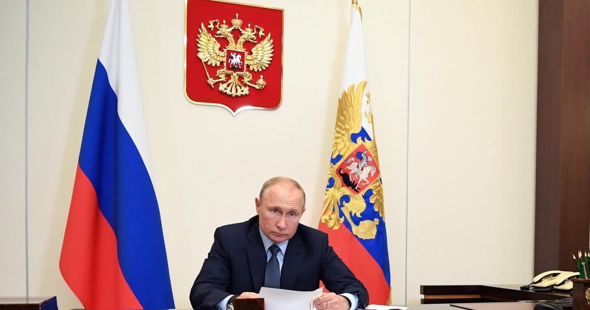 Salt: главное здесь, остальное по вкусу - Владимир Путин перенес голосование по поправкам в Конституцию на 1 июля