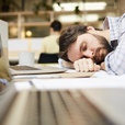 Ученые нашли идеальный режим сна для тех, кто работает ночью